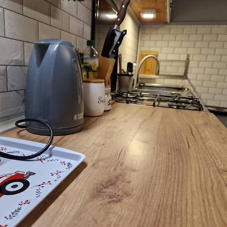 Homehostel Warsawa Bagian luar foto